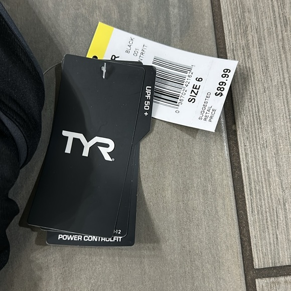 TYR Durafast Elite® Women's Square Neck Controlfit Swimsuit - Solid - Picture 12 of 12